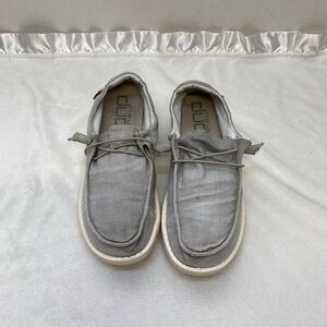 Hey Dude Women's Wendy Chambray casual slip-on shoes in light grey size 9